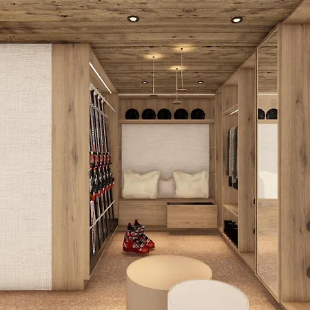 Moderne à Avec Sauna Et Jacuzzi - Fr-1-562-89 Chalé Courchevel